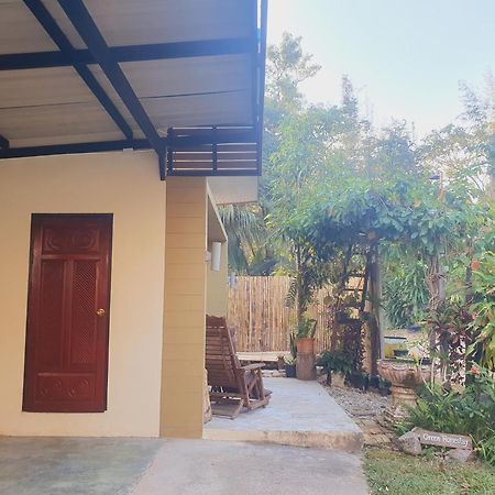 Mind'S Homestay มายด์โฮมสเตย์ Kampong Huaibu Экстерьер фото